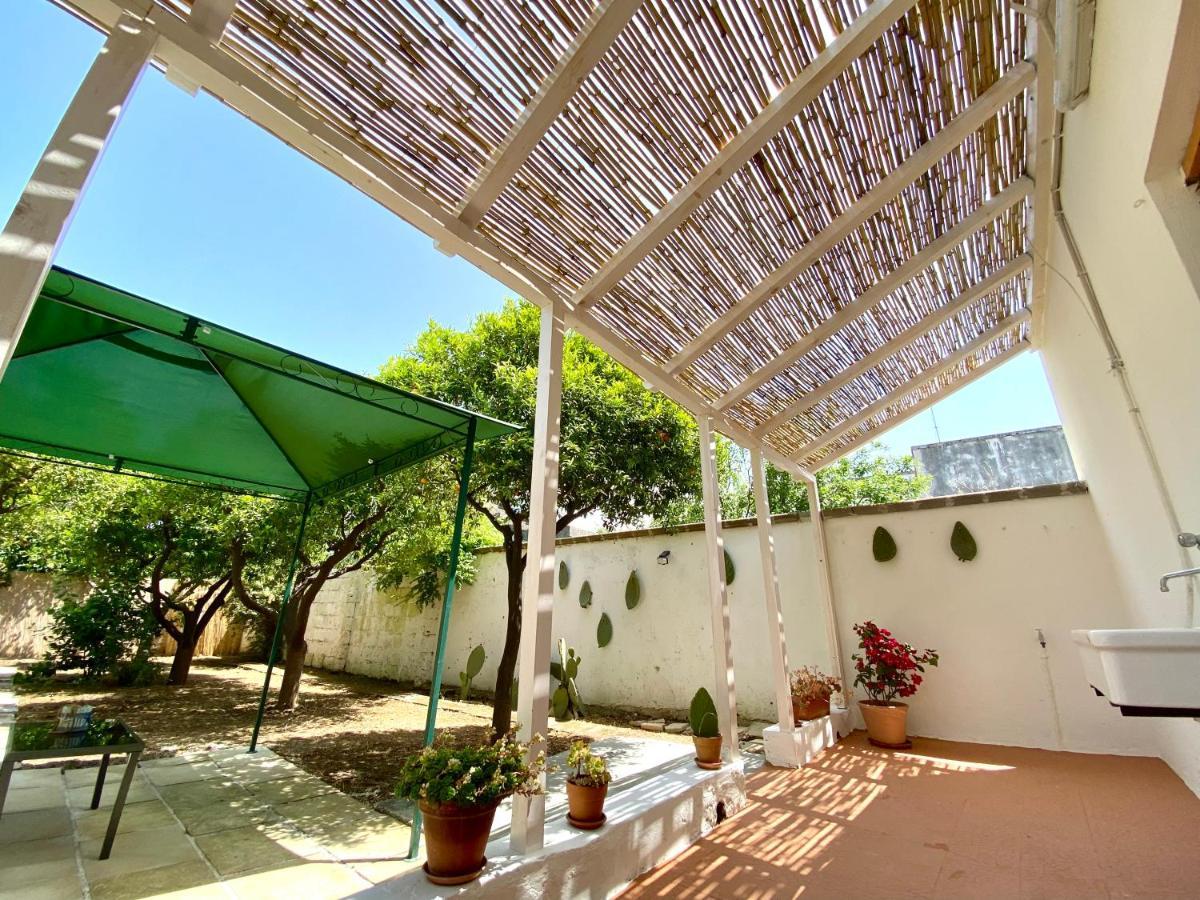 La Casa Di Nina Apartment Surano Exterior photo